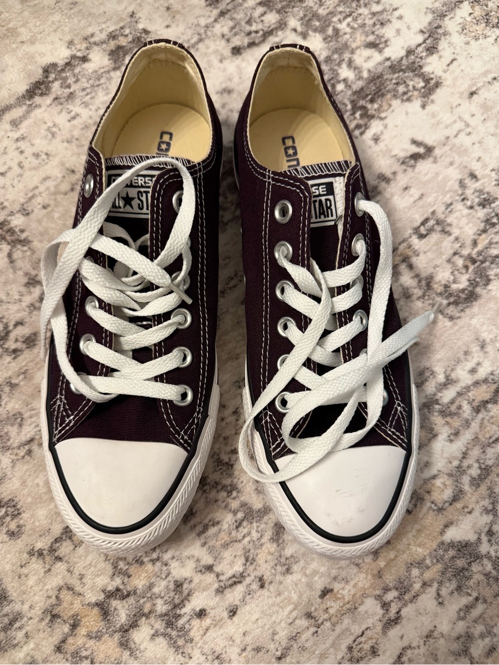 Converse Low Top Sneakers - Burgundy and White